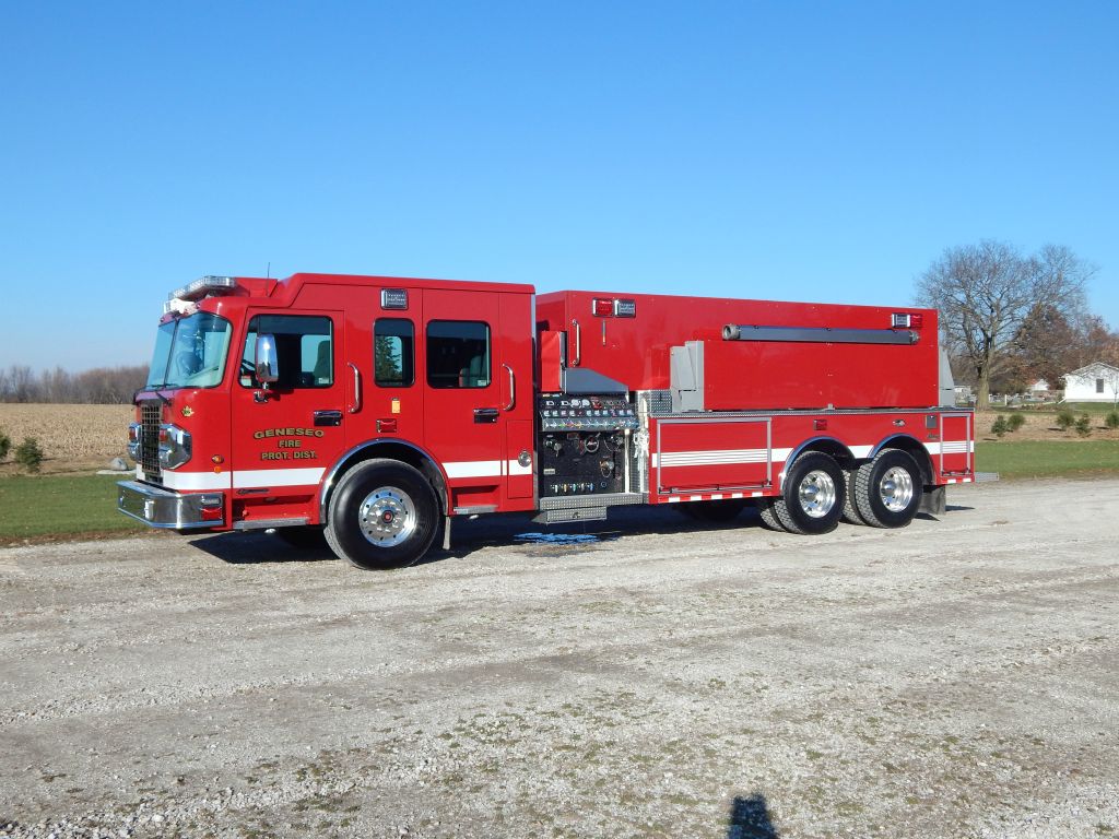 3000-GALLON TANKER #2257 | Alexis Fire Equipment Company